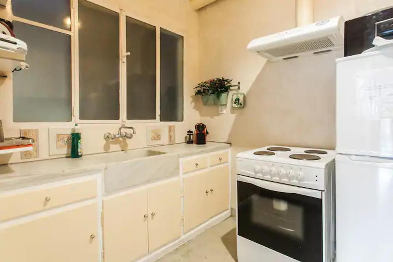 Openair Hot Tub/Big Balcony/Great Boutique Apt Atina Dış mekan fotoğraf